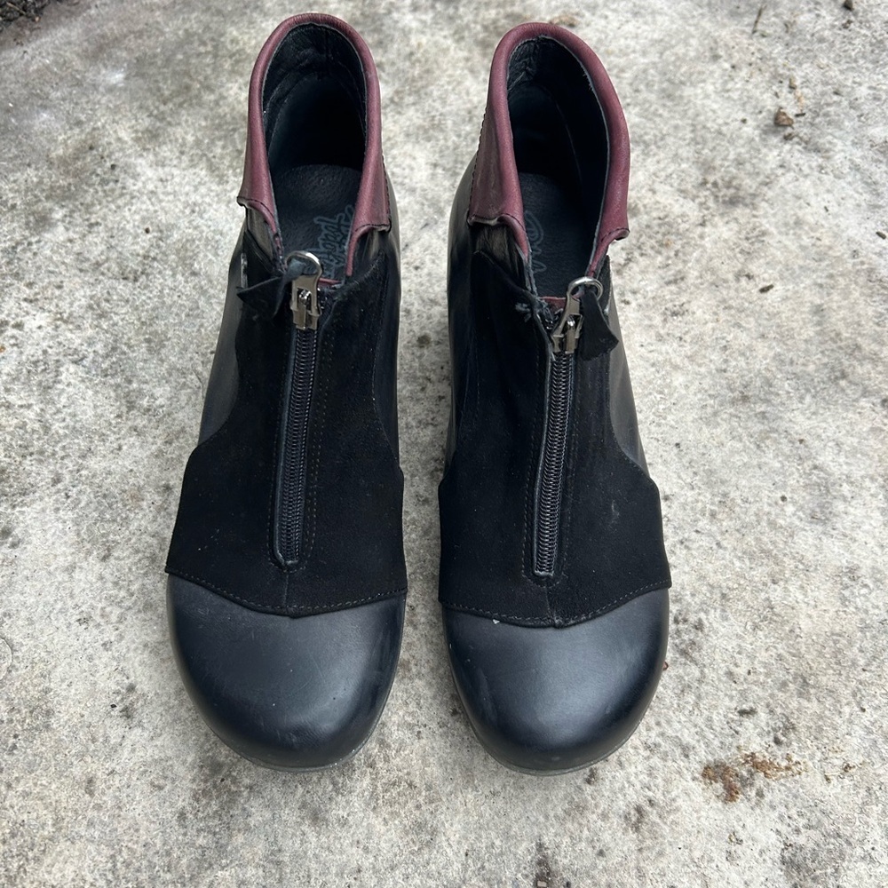 Portofino zip front ankle boots, size 41 - Picture 4 of 9
